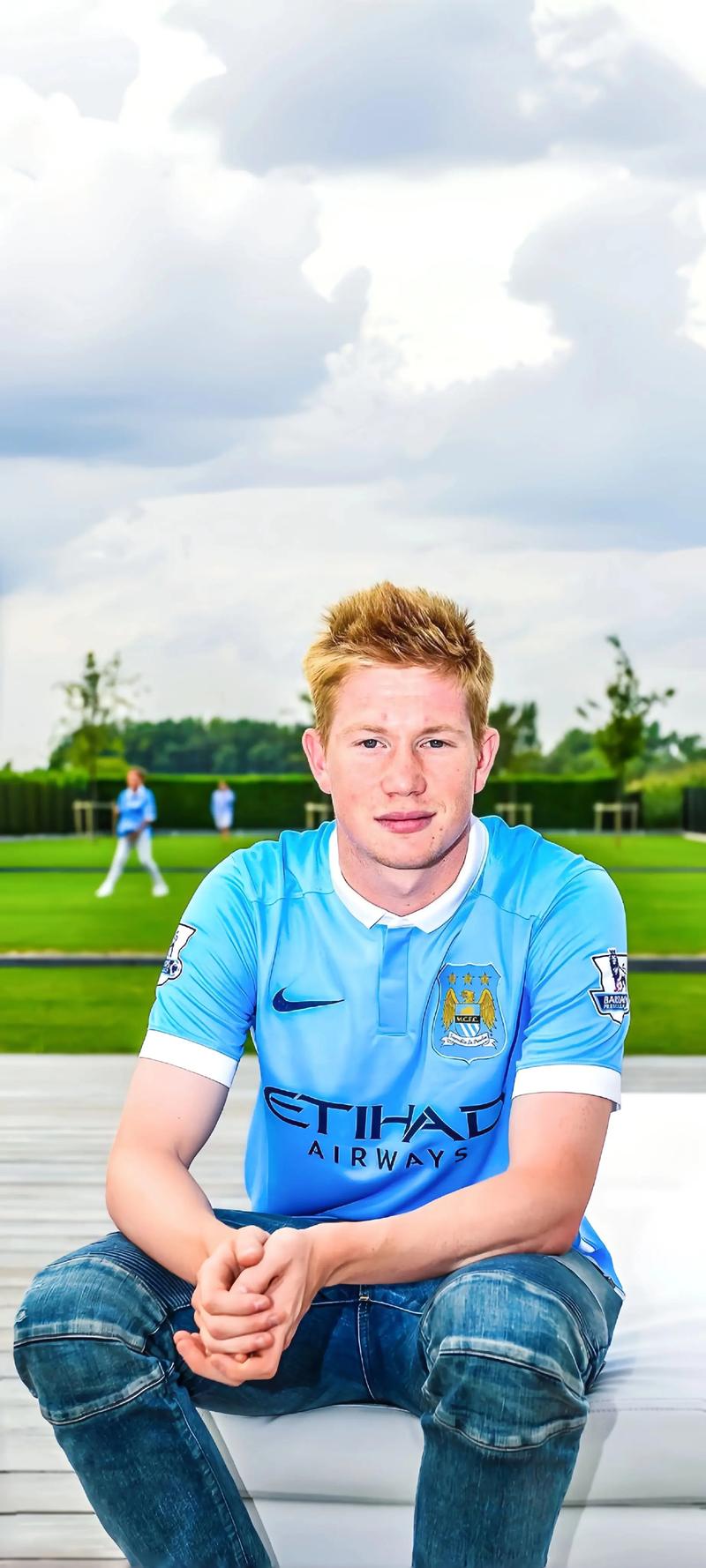 意甲新秀20岁国脚标价高达4000万欧元，国米看中19岁防守型中场大将