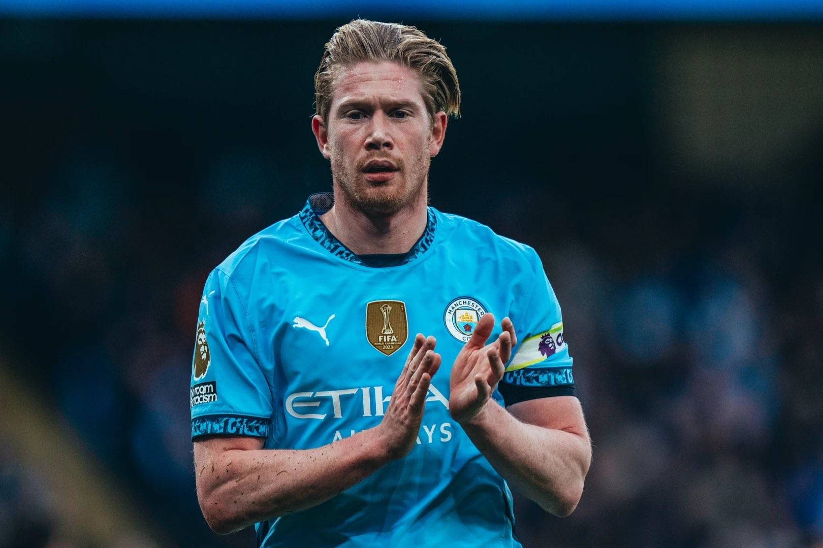 🚨 哈维·阿隆索对卡马文加青睐有加。