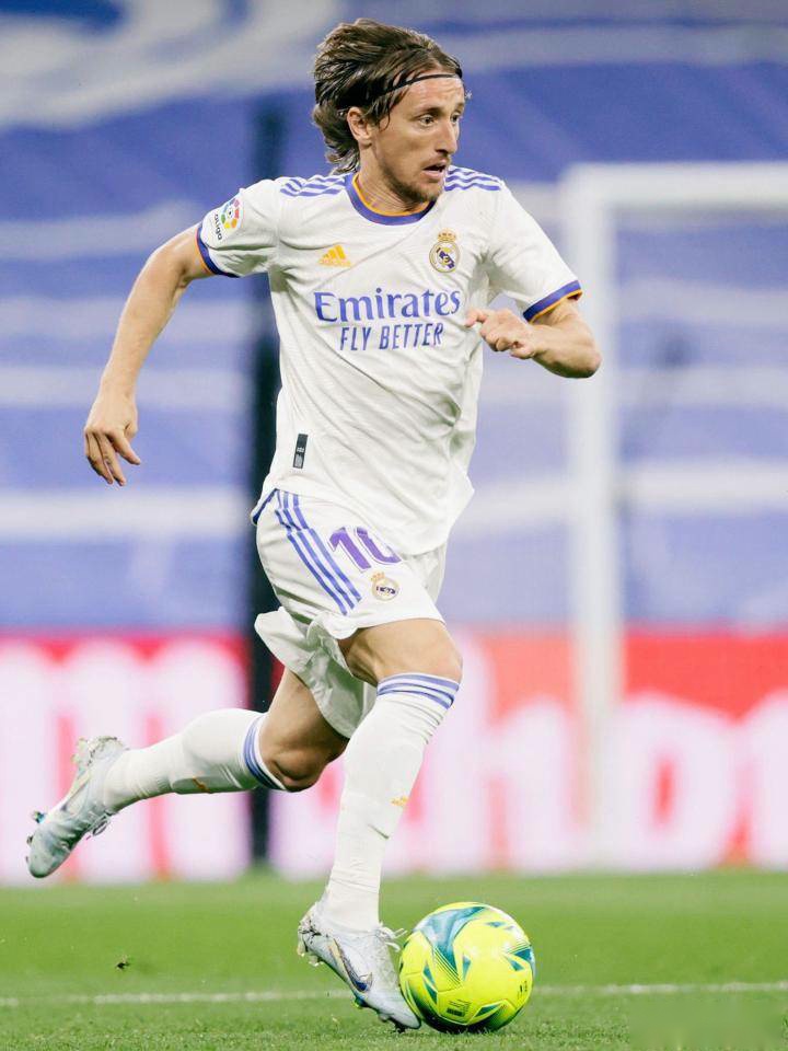 独行侠113-105力克篮网！弗拉格创80年NBA新纪录，历史无人可及